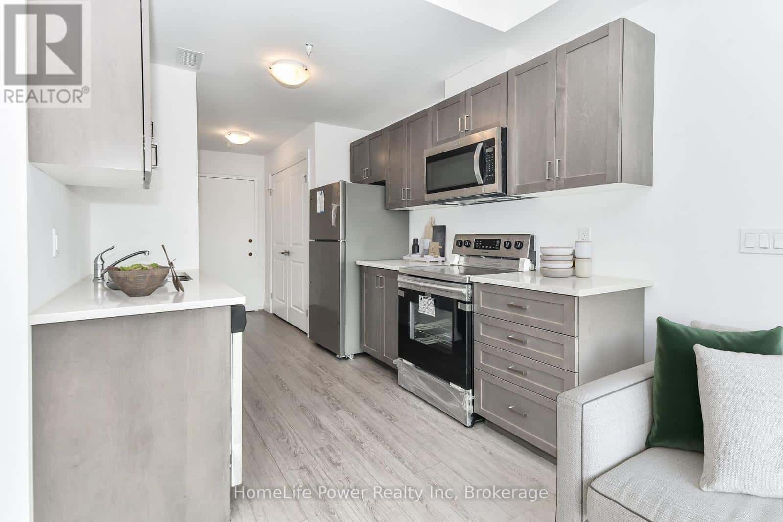 204 - 170 NORTHUMBERLAND ROAD W — North Dumfries, Ontario - Photo 5 of 14