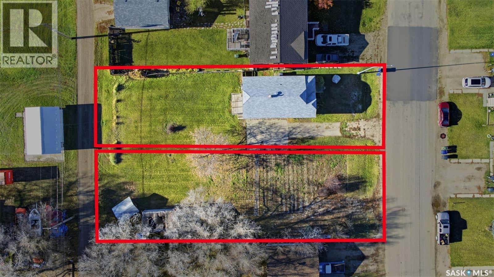 308-310 3rd STREET — Dundurn, Saskatchewan - Photo 2 of 48