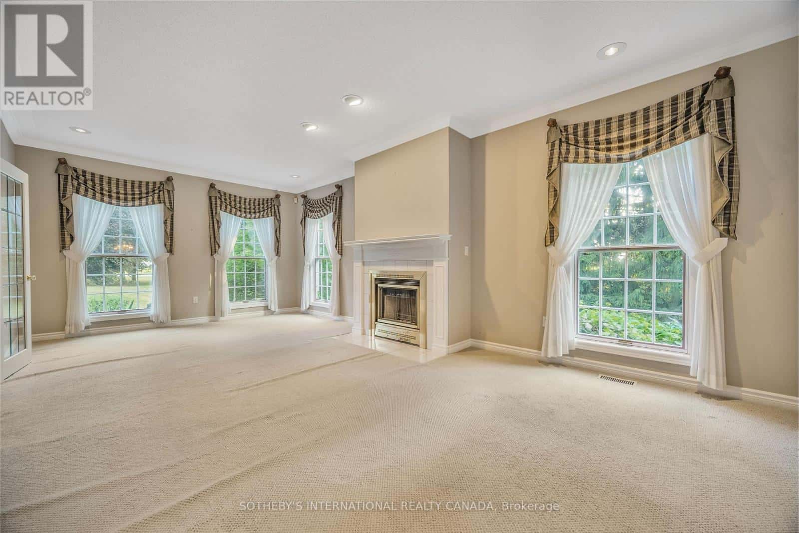 17606 THORNDALE ROAD — Thames Centre, Ontario - Photo 5 of 49