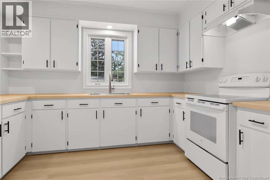 10406 Route 134 — Saint-Louis-De-Kent, New Brunswick - Photo 5 of 17