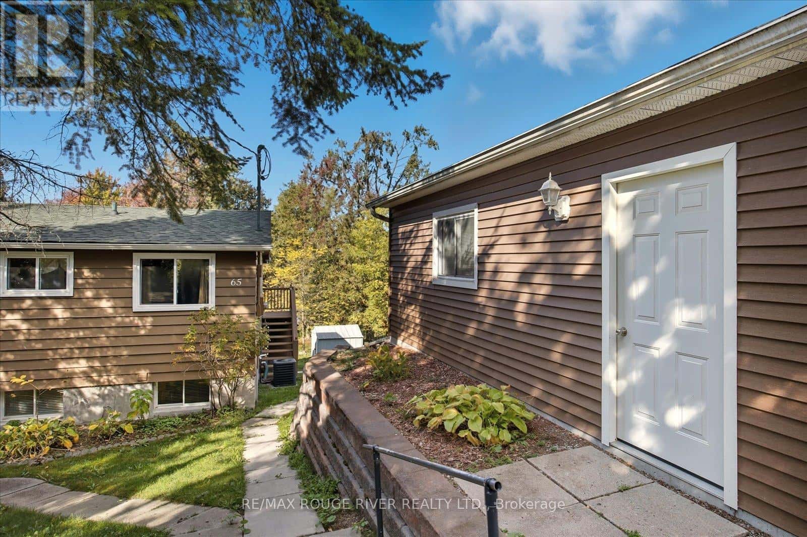 65 CEDARVIEW DRIVE — Kawartha Lakes (Omemee), Ontario - Photo 4 of 40