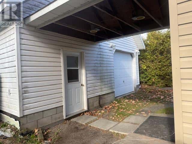 168 Water ST — Thessalon, Ontario - Photo 4 of 26