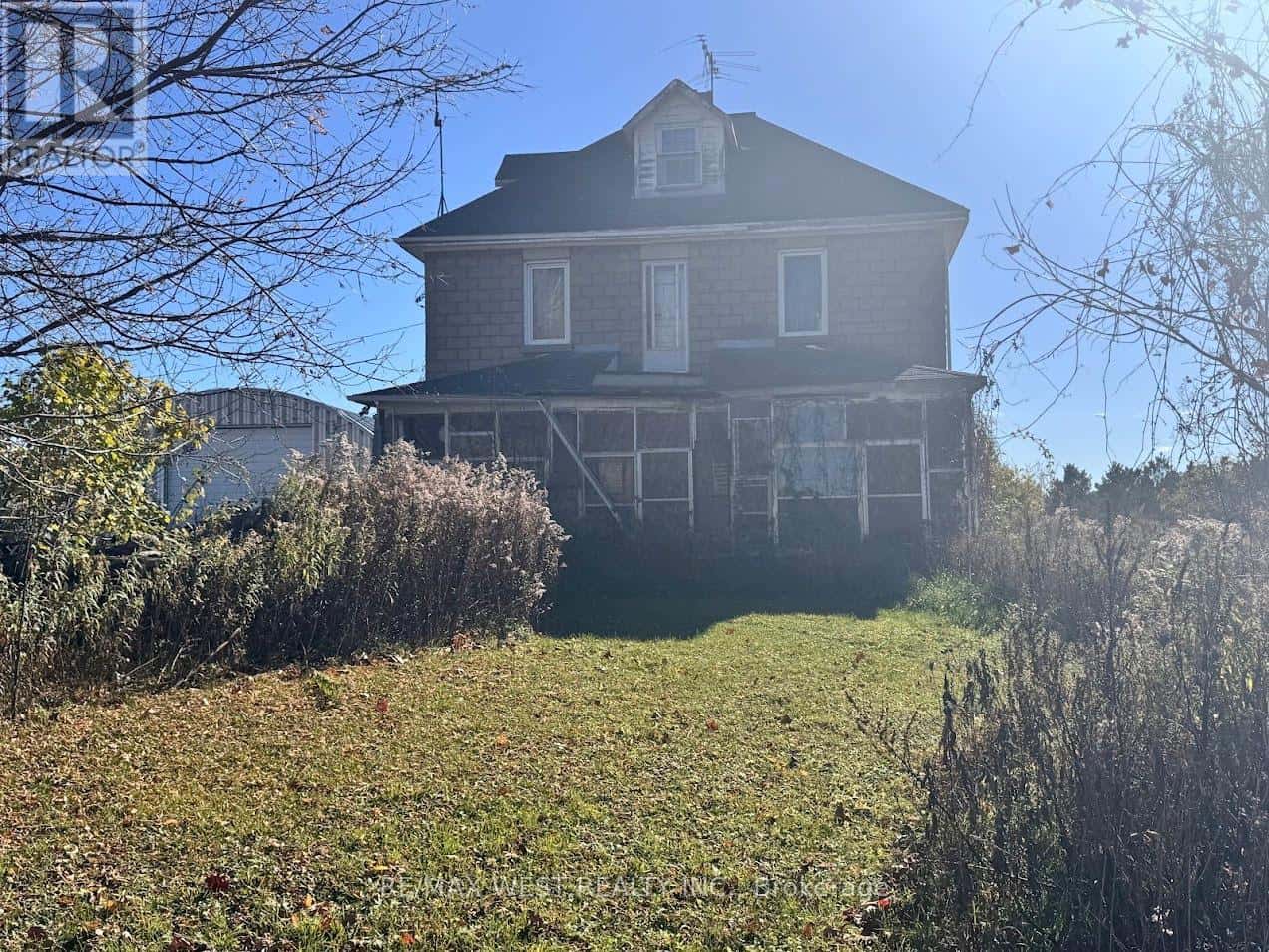 211 QUEEN STREET W — Springwater (Elmvale), Ontario - Photo 5 of 28