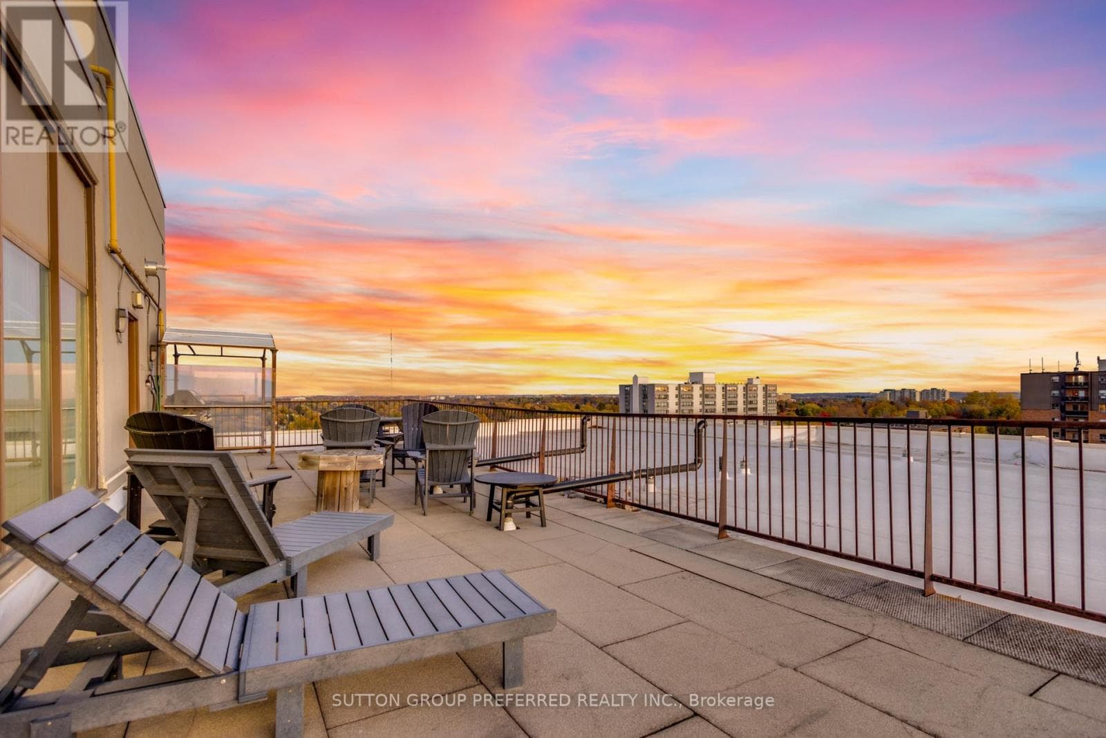 1201 - 744 WONDERLAND ROAD S — London South (South N), Ontario - Main photo