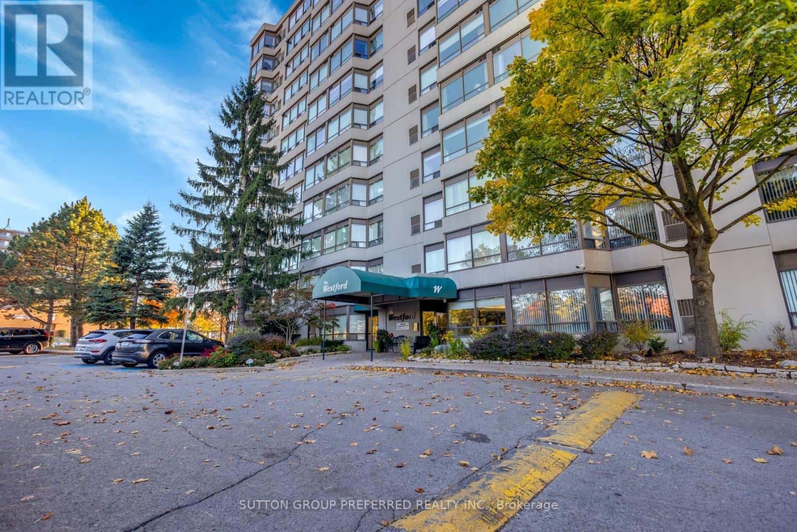 1201 - 744 WONDERLAND ROAD S — London South (South N), Ontario - Photo 3 of 36