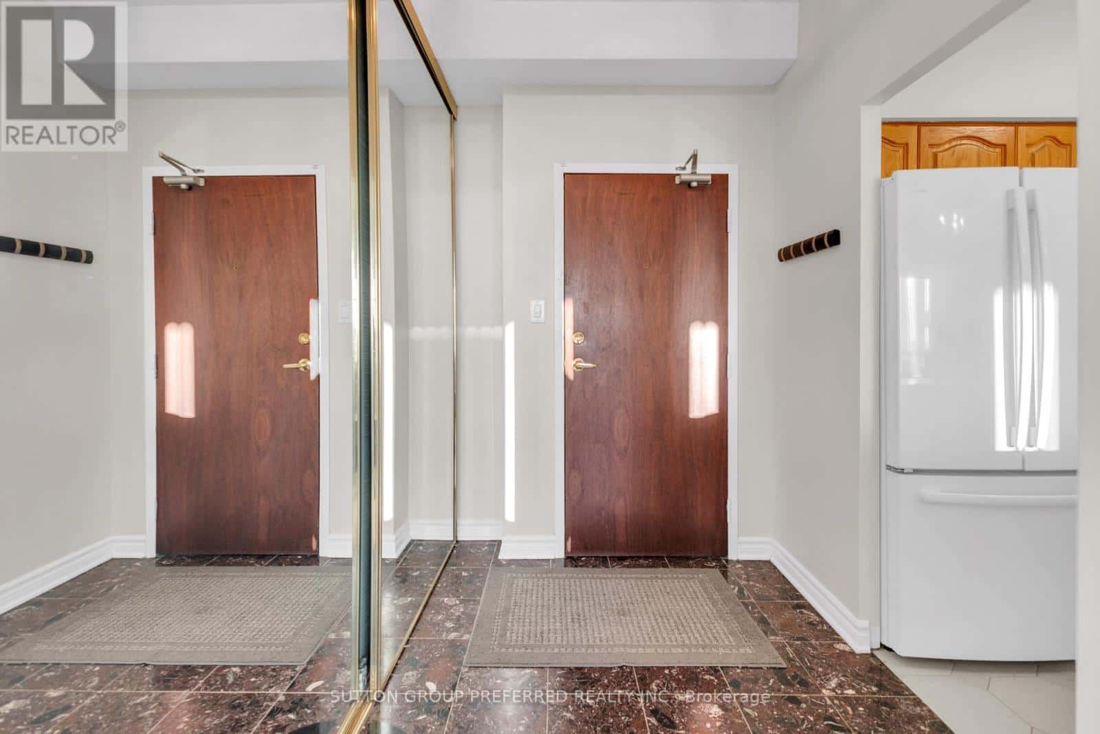 1201 - 744 WONDERLAND ROAD S — London South (South N), Ontario - Photo 5 of 36