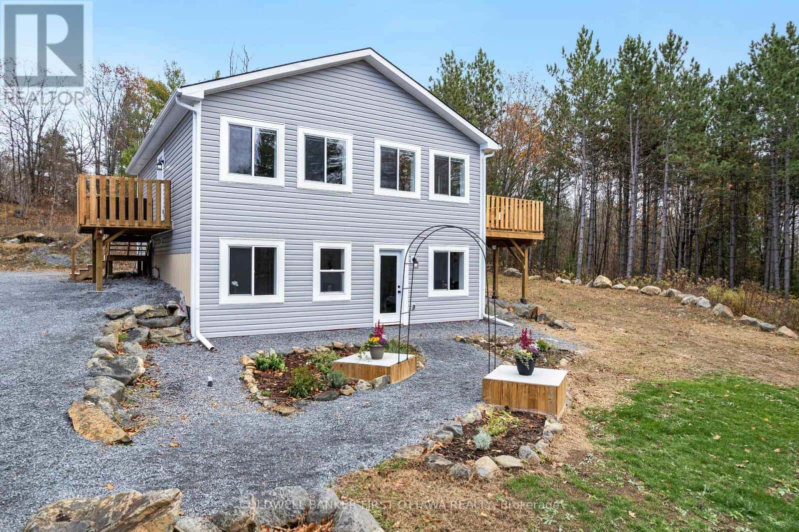 946 FRENCH LINE ROAD — Lanark Highlands, Ontario - Photo 4 of 45