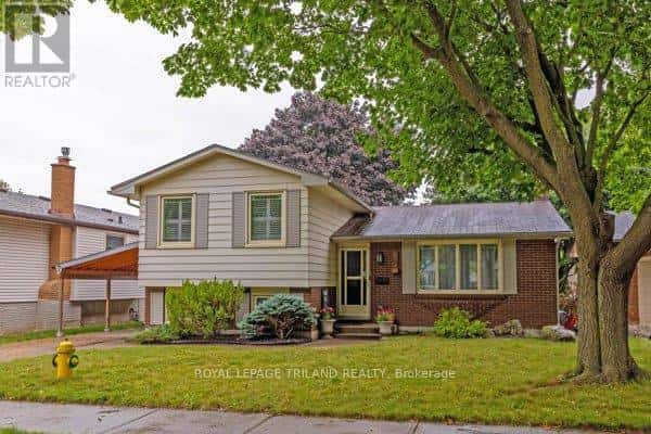 17 WINDING WAY CRESCENT — London North (North F), Ontario - Photo 3 of 44