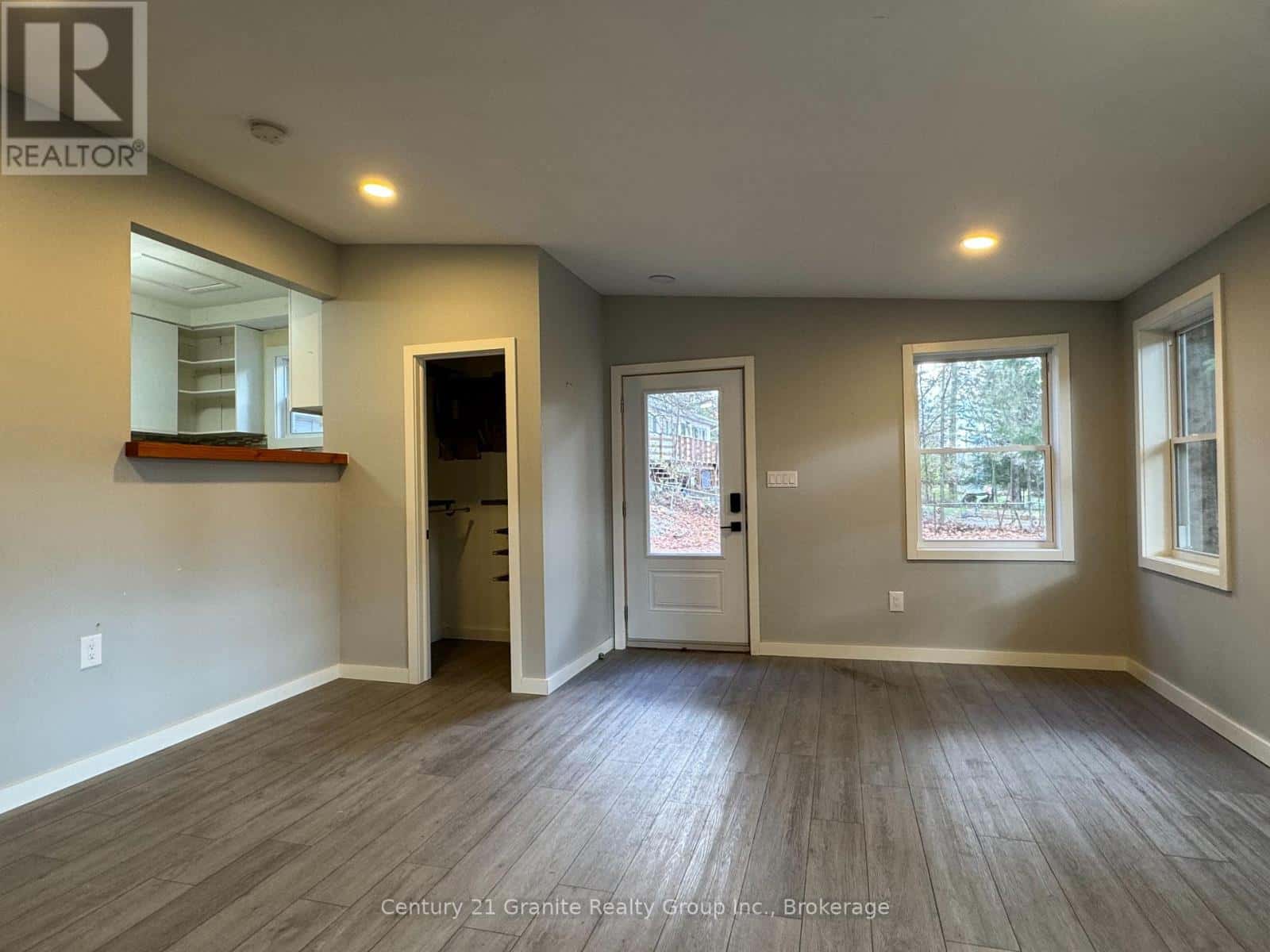 2 - 4687 COUNTY ROAD 21 ROAD — Dysart et al (Dysart), Ontario - Photo 4 of 16