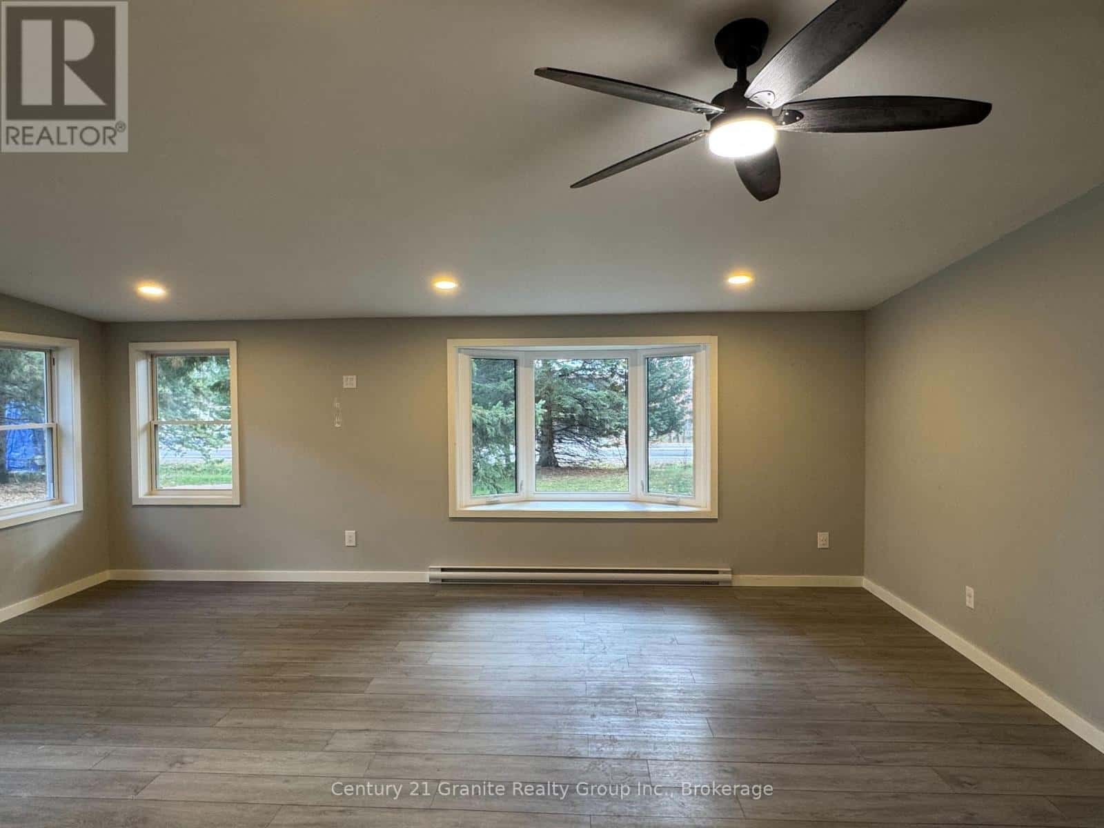 2 - 4687 COUNTY ROAD 21 ROAD — Dysart et al (Dysart), Ontario - Photo 5 of 16