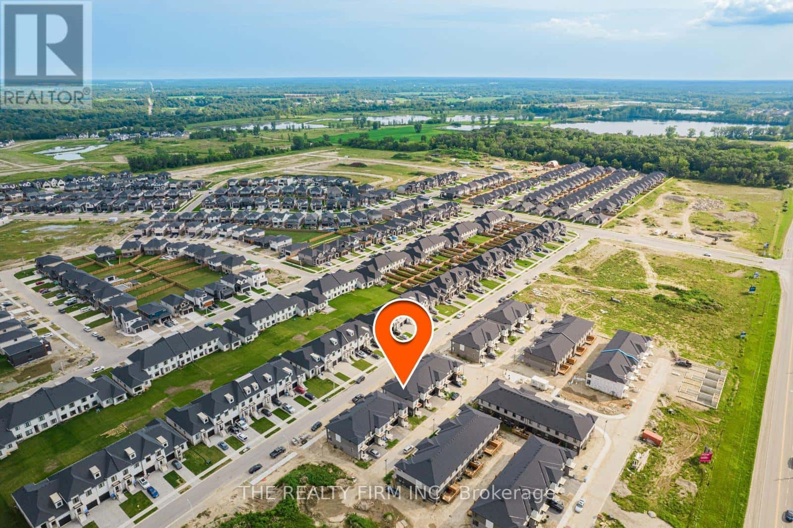 139 - 175 DOAN DRIVE — Middlesex Centre, Ontario - Photo 2 of 14