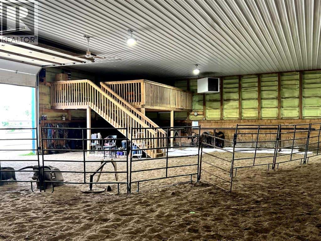 Rge Rd 194 Road — Rural Greenview No. 16, M.D. of, Alberta - Photo 3 of 15