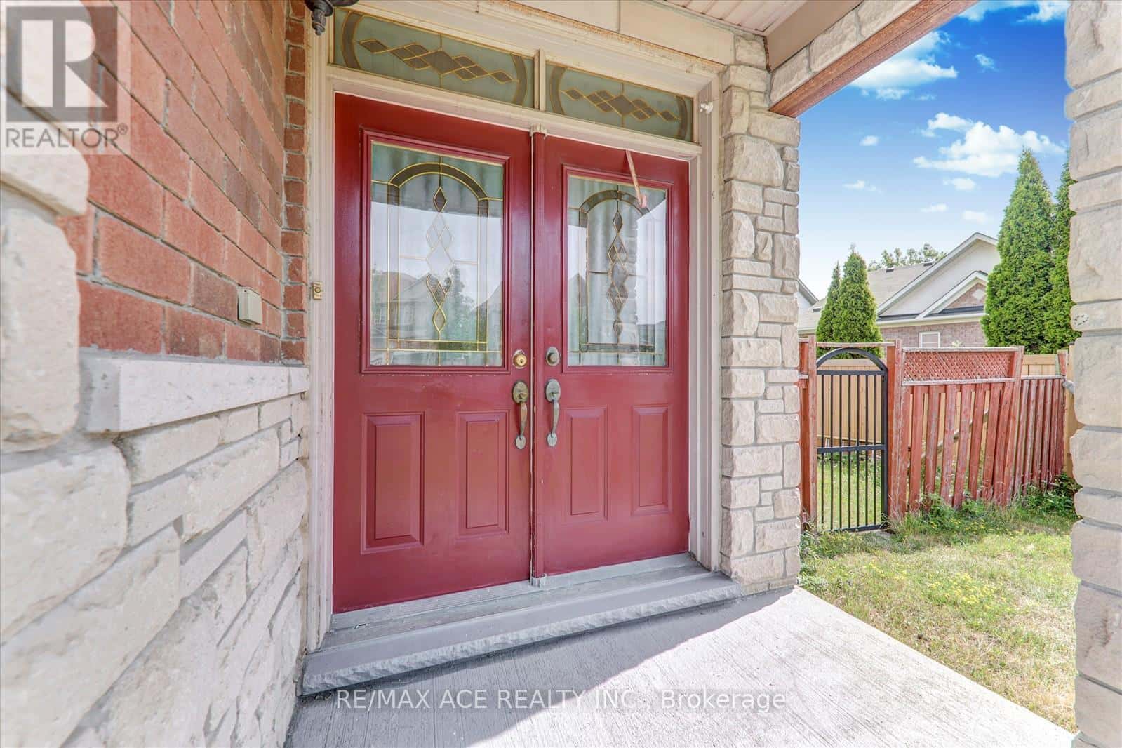 31 CHERRYPLUM WAY — Brampton (Bramalea North Industrial), Ontario - Photo 5 of 42