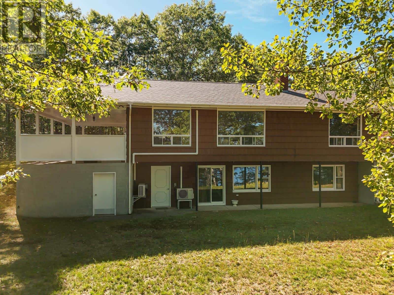 587 Highway 203 — Carleton, Nova Scotia - Photo 4 of 47