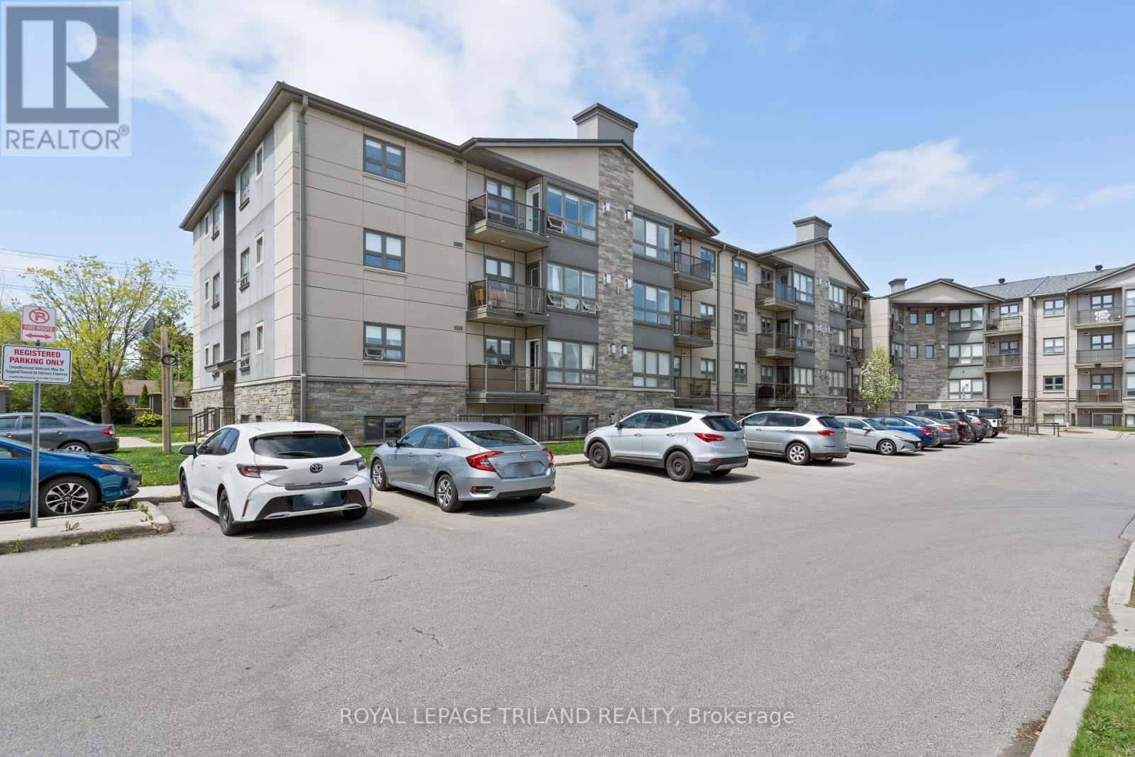 315 - 15 JACKSWAY CRESCENT — London North (North G), Ontario - Photo 5 of 41