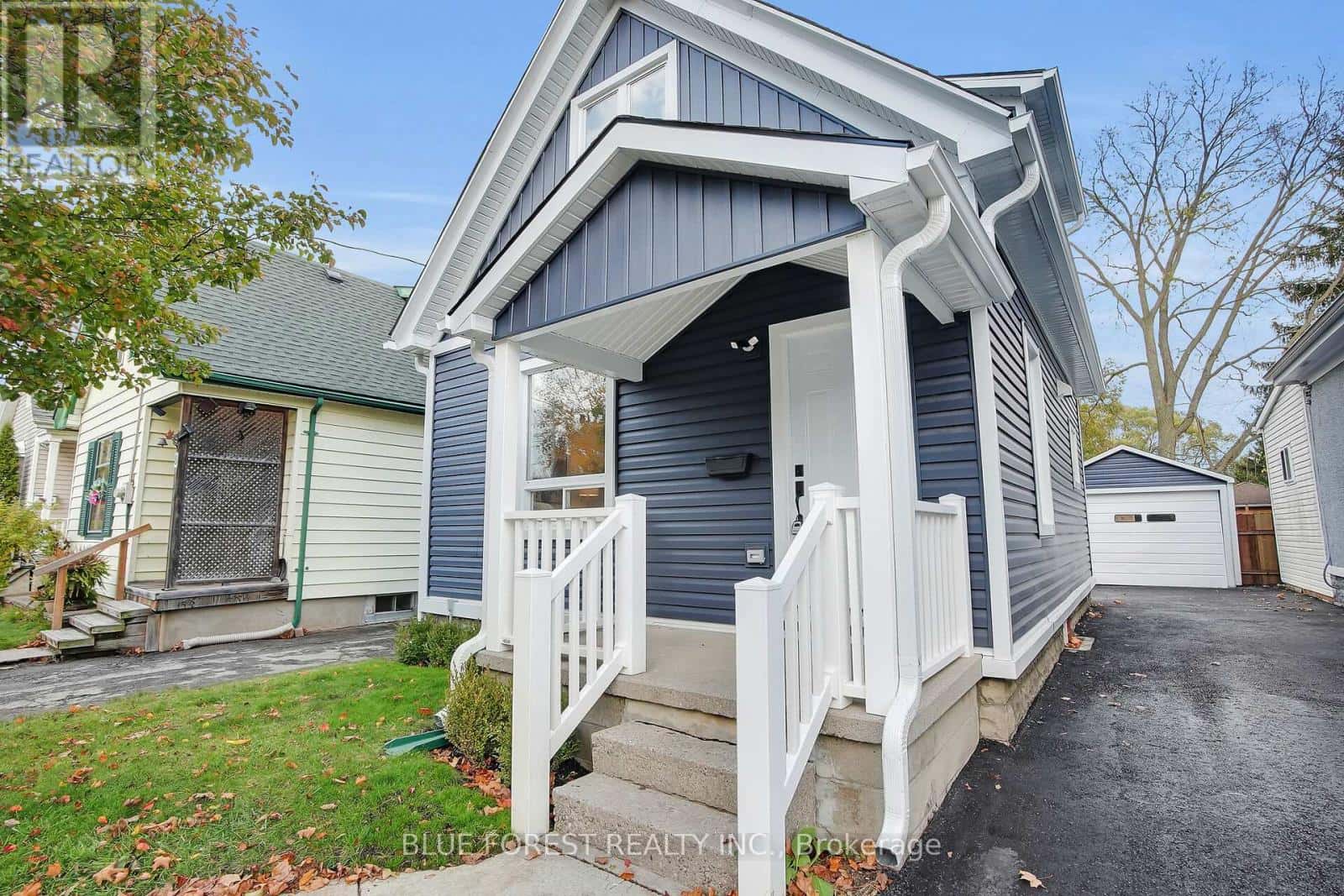 10 JOSEPHINE STREET — London South (South I), Ontario - Photo 2 of 31