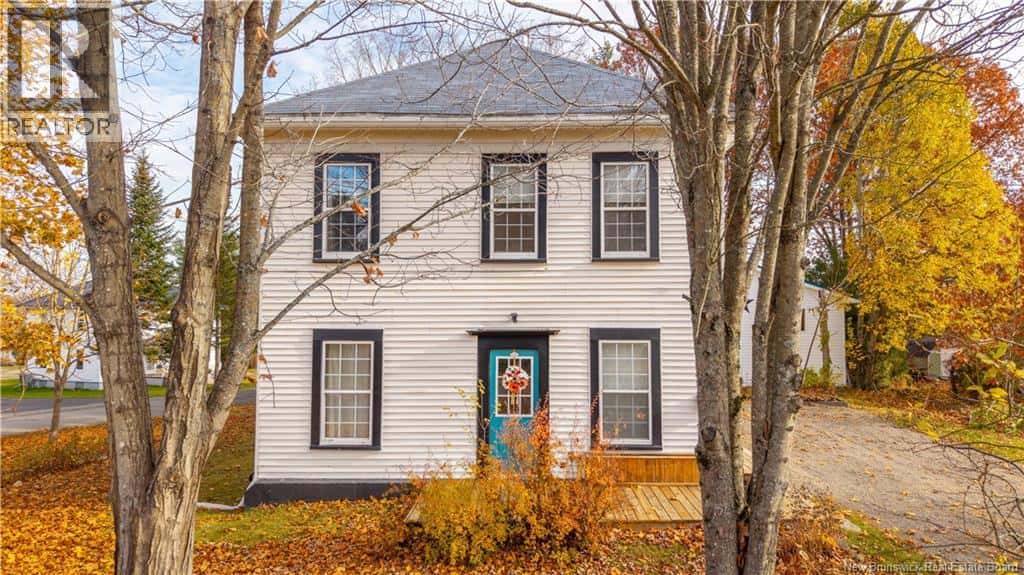 36 Queensway Way — St. Stephen, New Brunswick - Photo 2 of 49