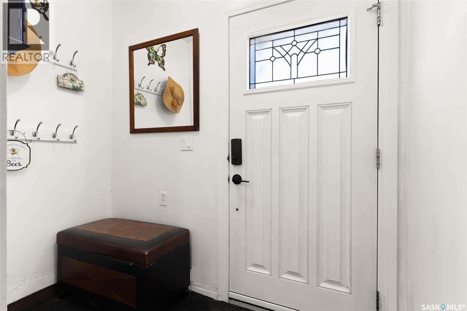 230 5th STREET — Milestone, Saskatchewan - Photo 3 of 44