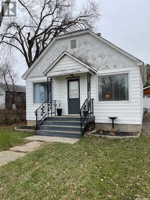 410 1st STREET — Kipling, Saskatchewan - Main photo