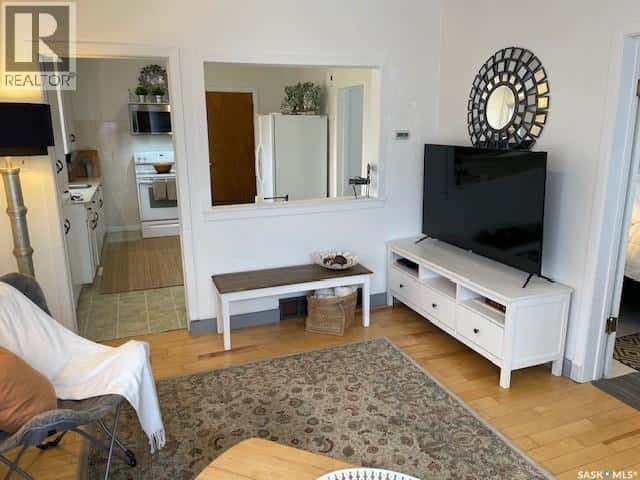 410 1st STREET — Kipling, Saskatchewan - Photo 5 of 30