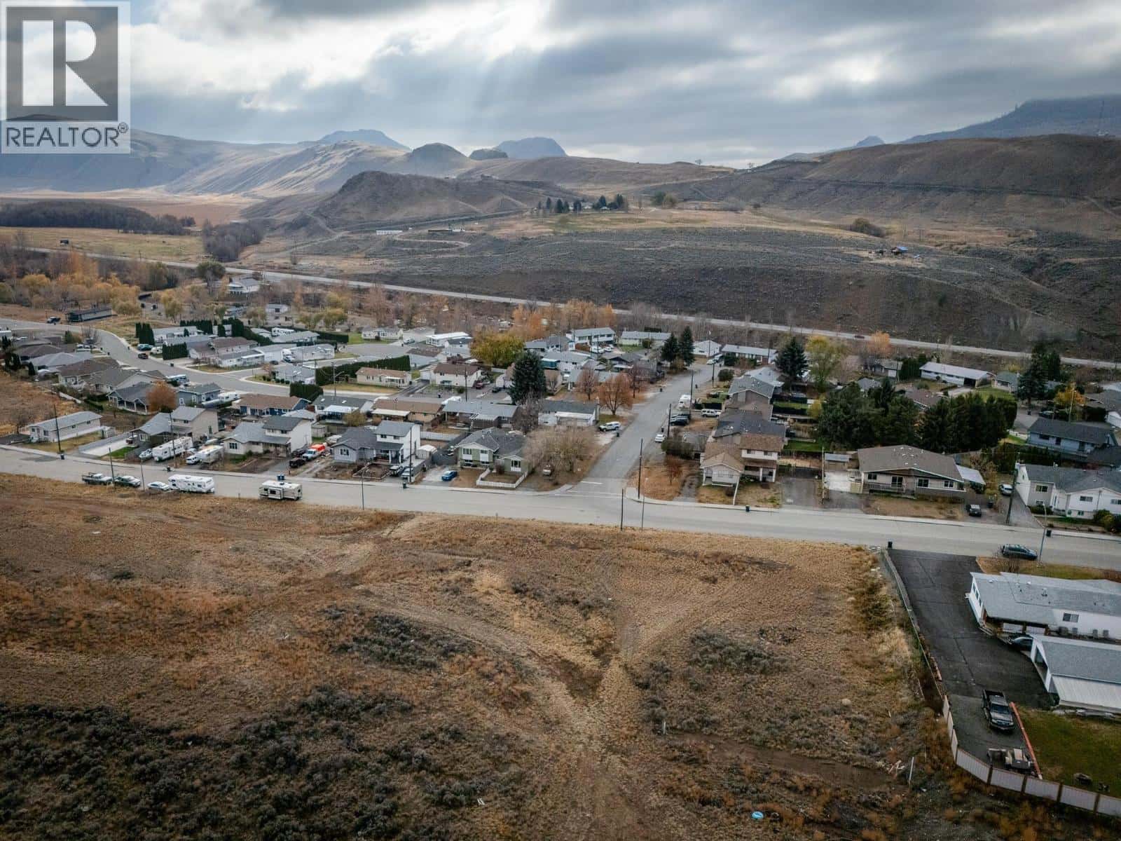 1587 Stage Road — Cache Creek, British Columbia - Photo 4 of 8