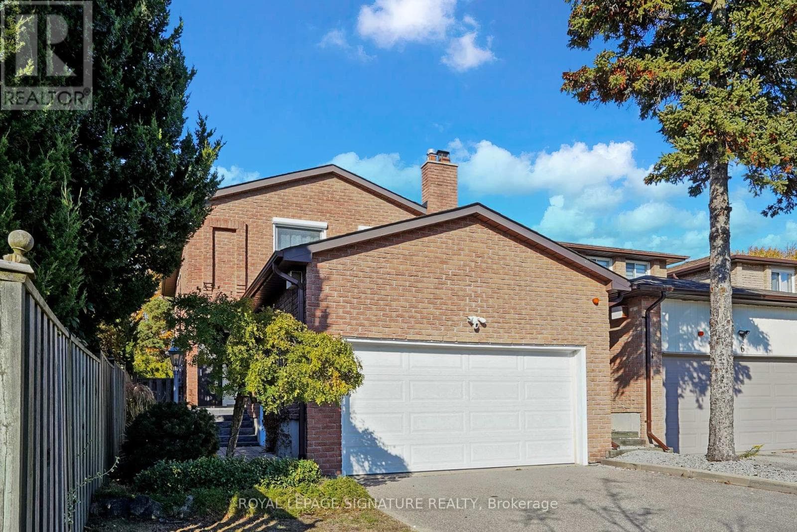 4 LARKSMERE COURT — Markham (Milliken Mills West), Ontario - Main photo