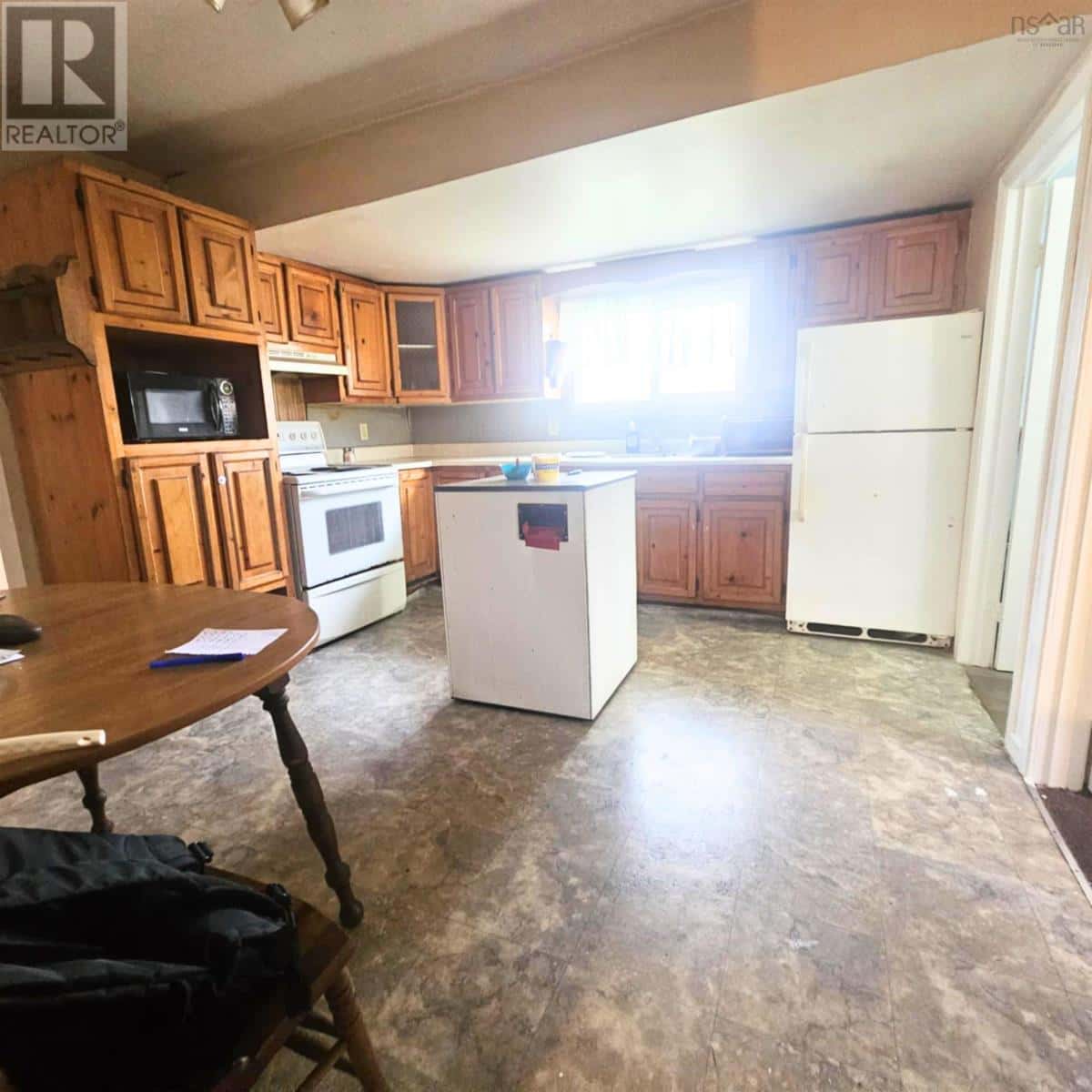 153 Fulton Avenue — Westmount, Nova Scotia - Photo 4 of 16