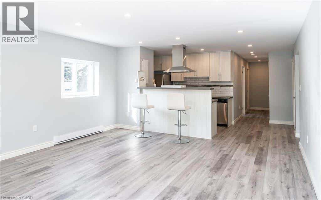 529 ELM Street Unit# 16 — Port Colborne, Ontario - Photo 2 of 18