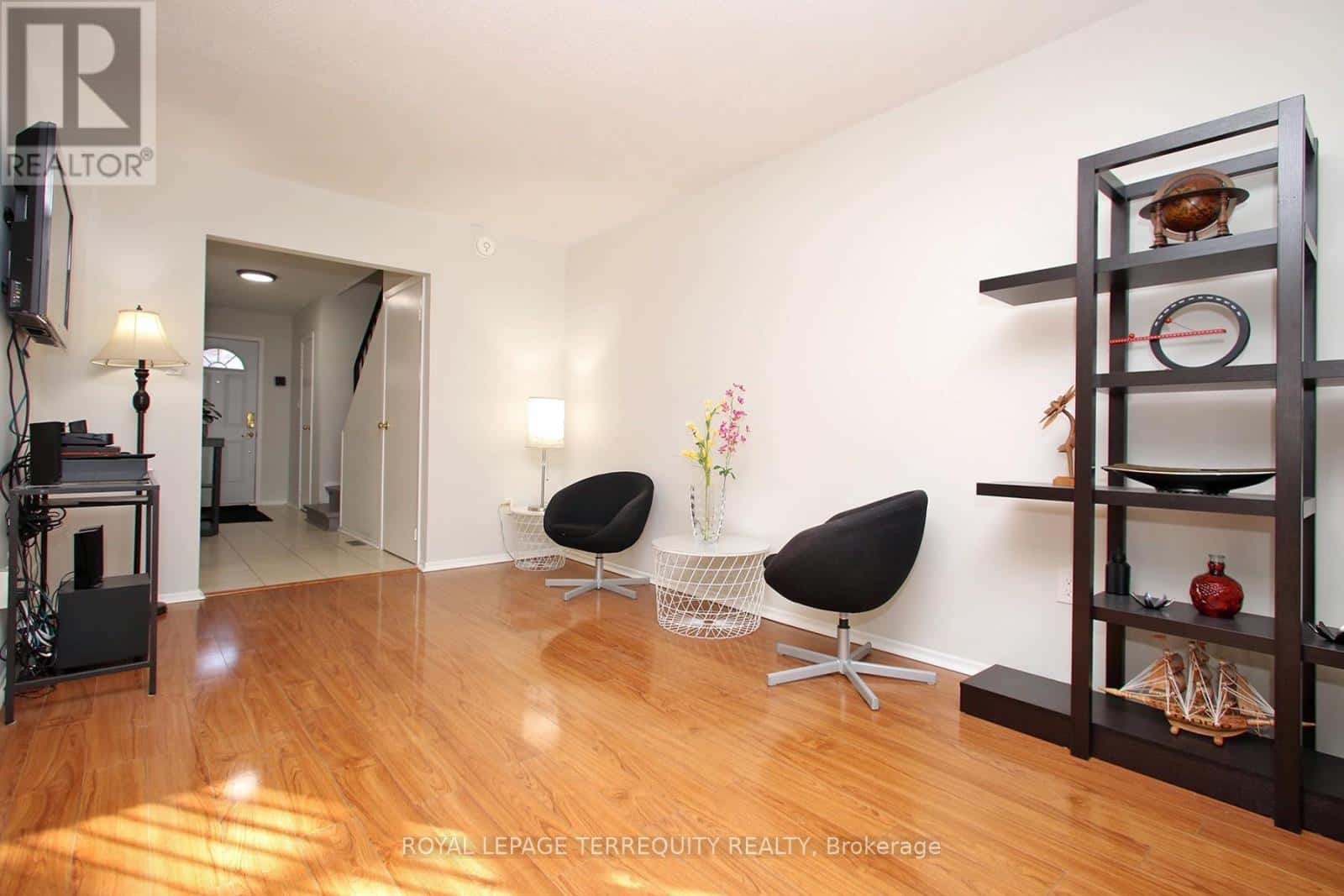 139 HUNTINGDALE BOULEVARD — Toronto (L'Amoreaux), Ontario - Photo 5 of 39