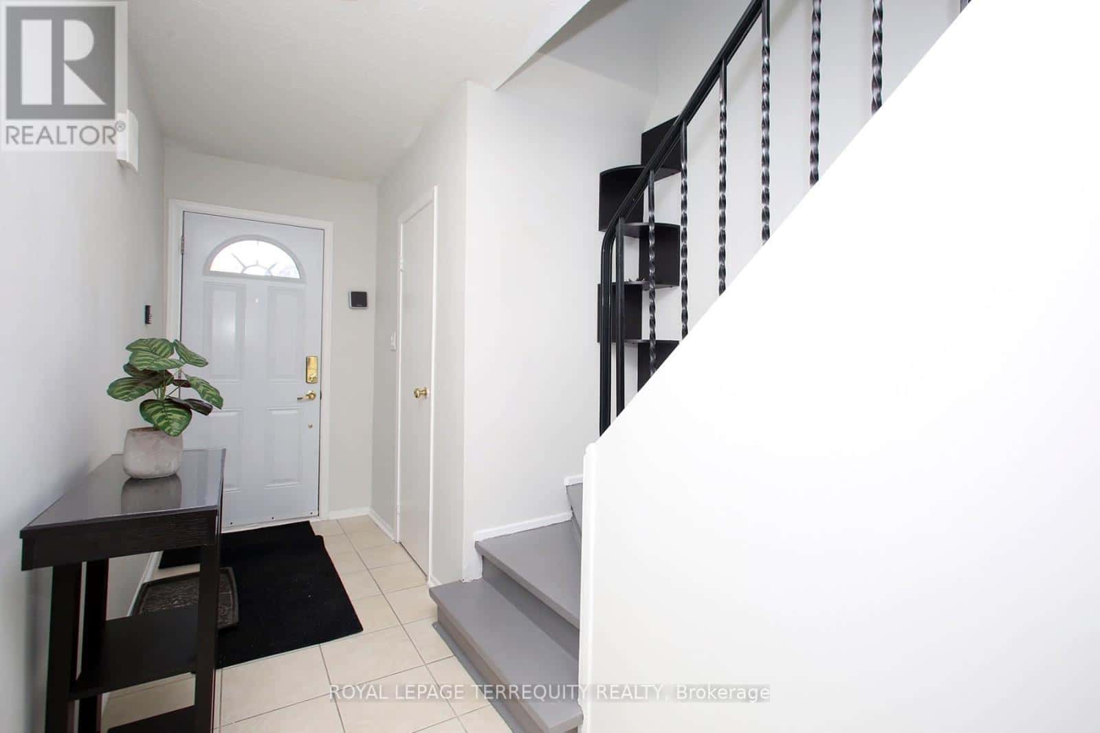 139 HUNTINGDALE BOULEVARD — Toronto (L'Amoreaux), Ontario - Photo 3 of 39