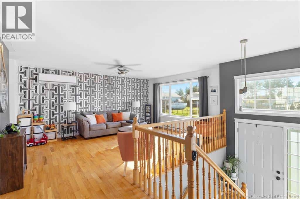 28 Brizley Street — Oromocto, New Brunswick - Photo 4 of 46