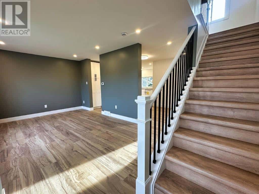 78 Timmins Street — Red Rock, Ontario - Photo 5 of 50