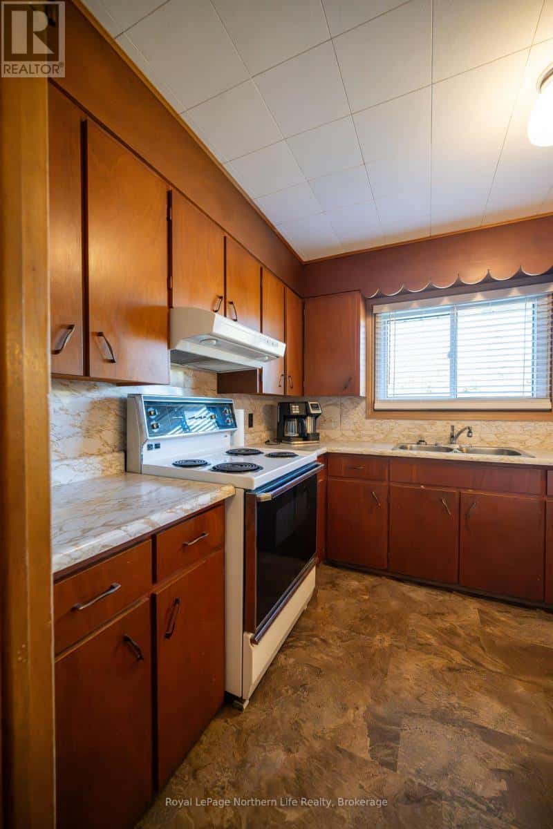 126 HIGHWAY 531 — Bonfield, Ontario - Photo 5 of 41