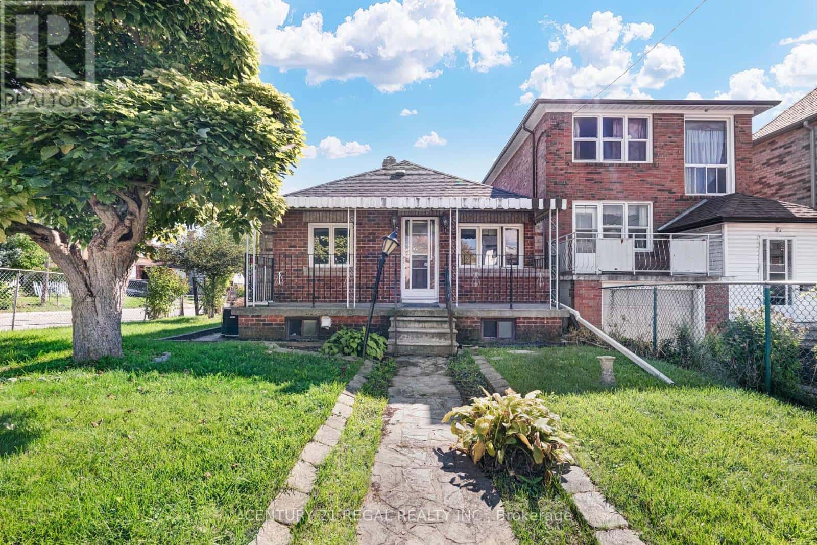 39 Butterworth Avenue