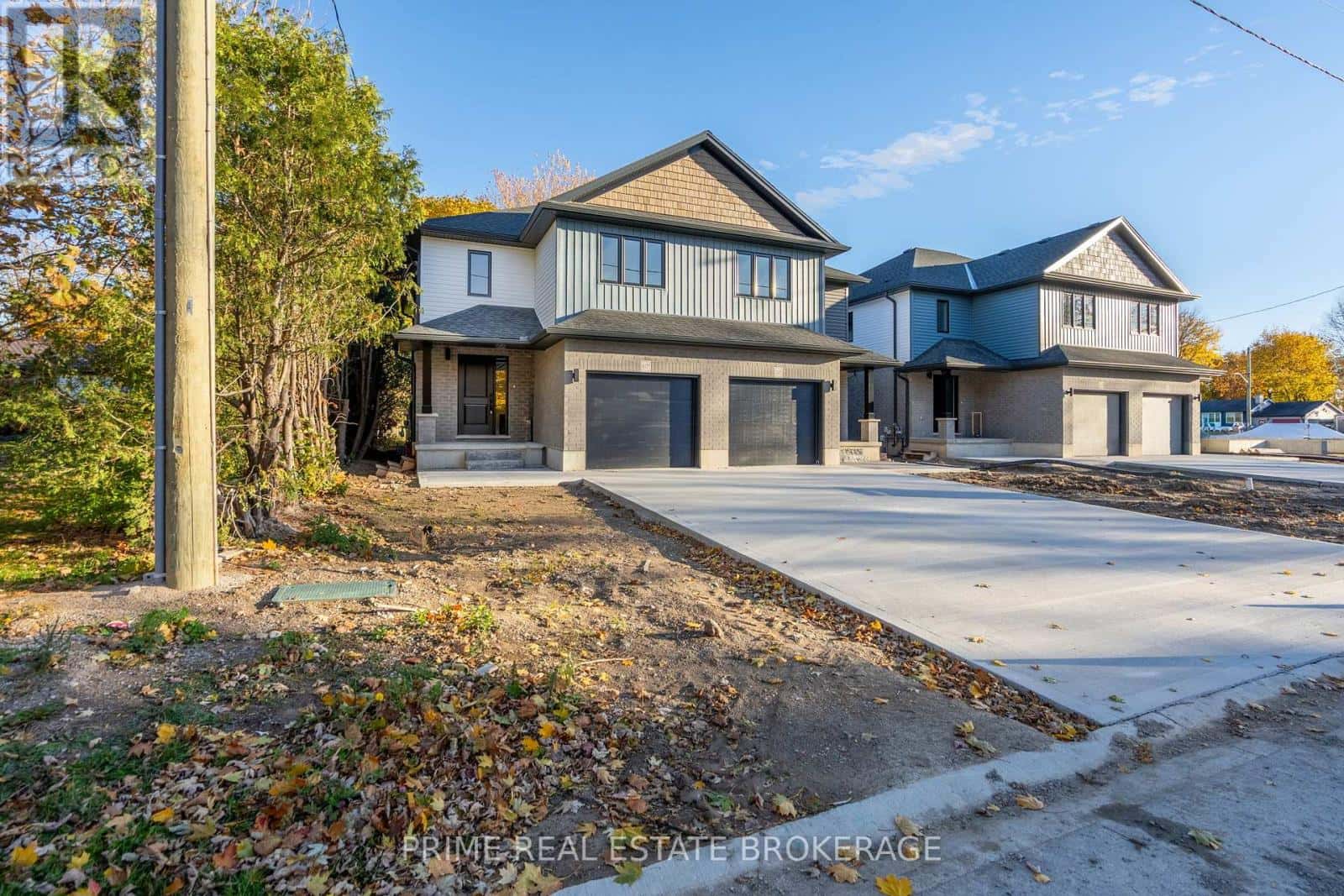 8 - 177 CHESTNUT STREET — Lucan Biddulph (Lucan), Ontario - Photo 2 of 26