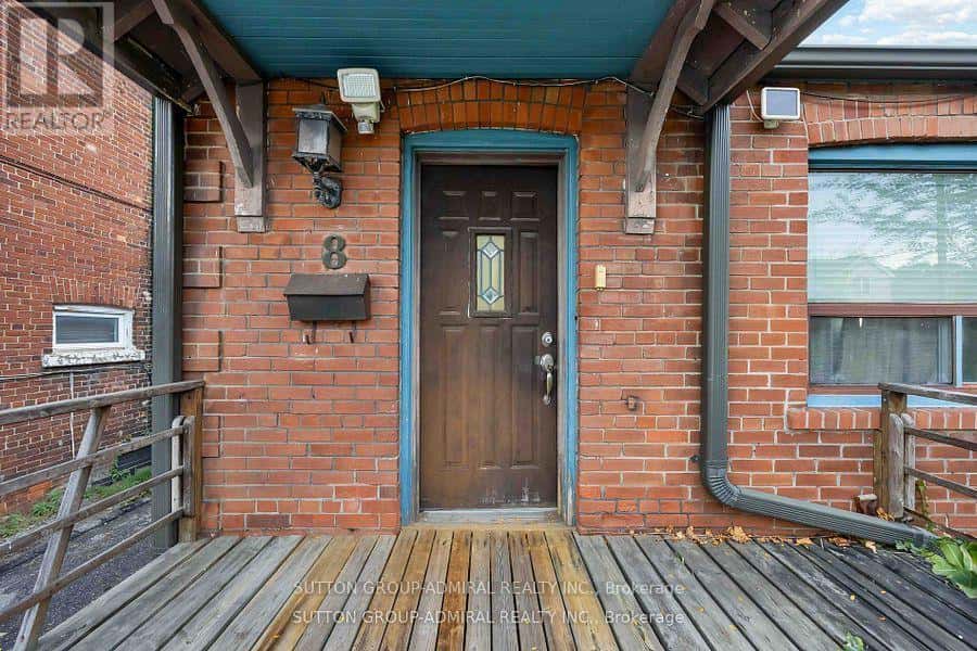 8 COBALT STREET — Toronto (Mount Dennis), Ontario - Photo 4 of 11