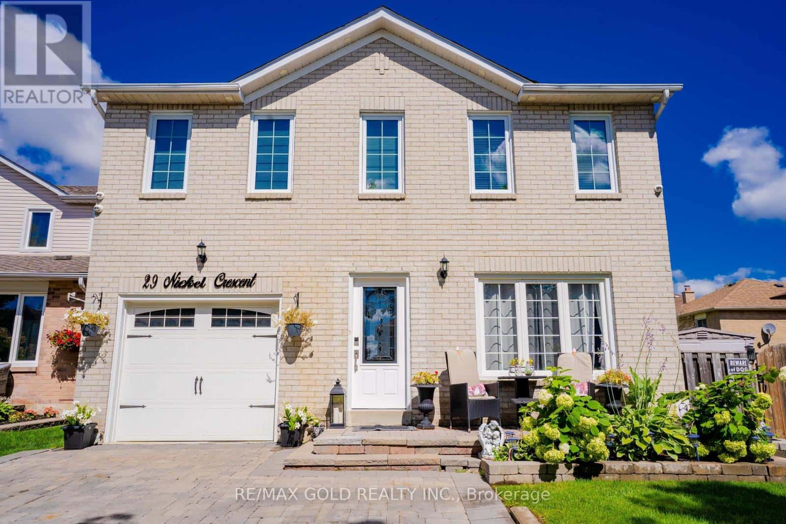 29 NICKEL CRESCENT — Brampton (Westgate), Ontario - Photo 2 of 50