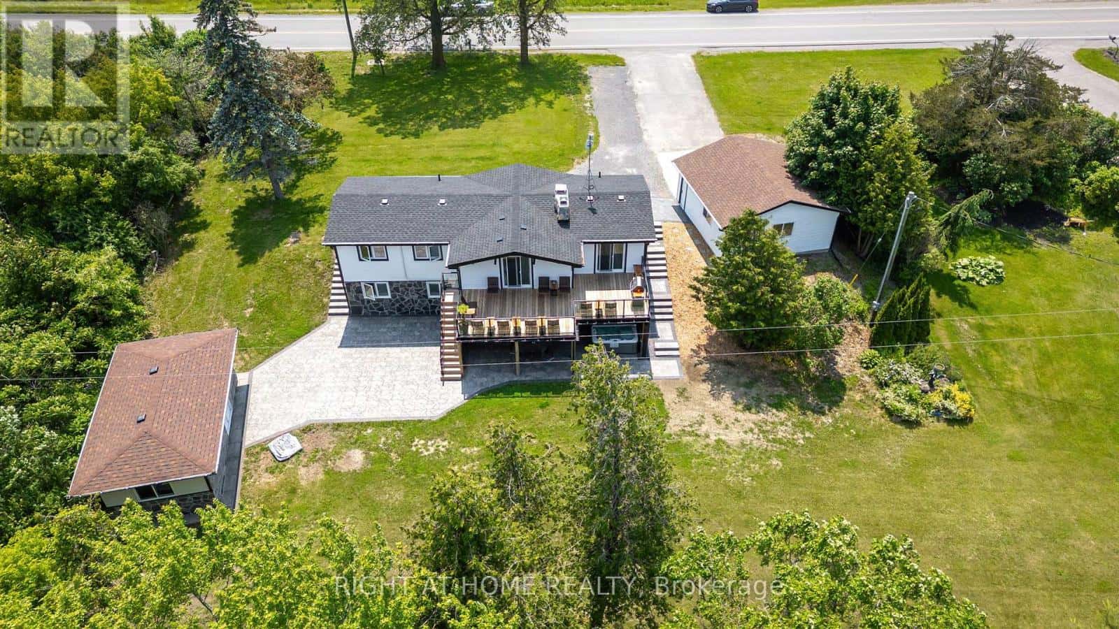 4670 COUNTY ROAD 1 ROAD — Prince Edward County (Hillier Ward), Ontario - Photo 2 of 49