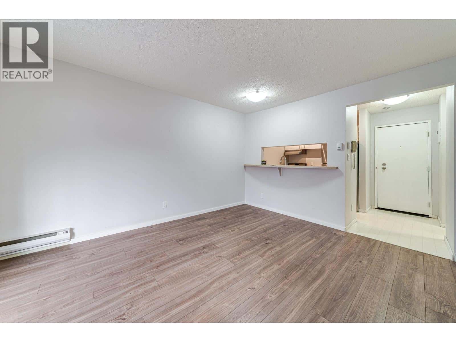 1802 ALPINE Drive Unit# 306A — Elkford, British Columbia - Photo 3 of 51