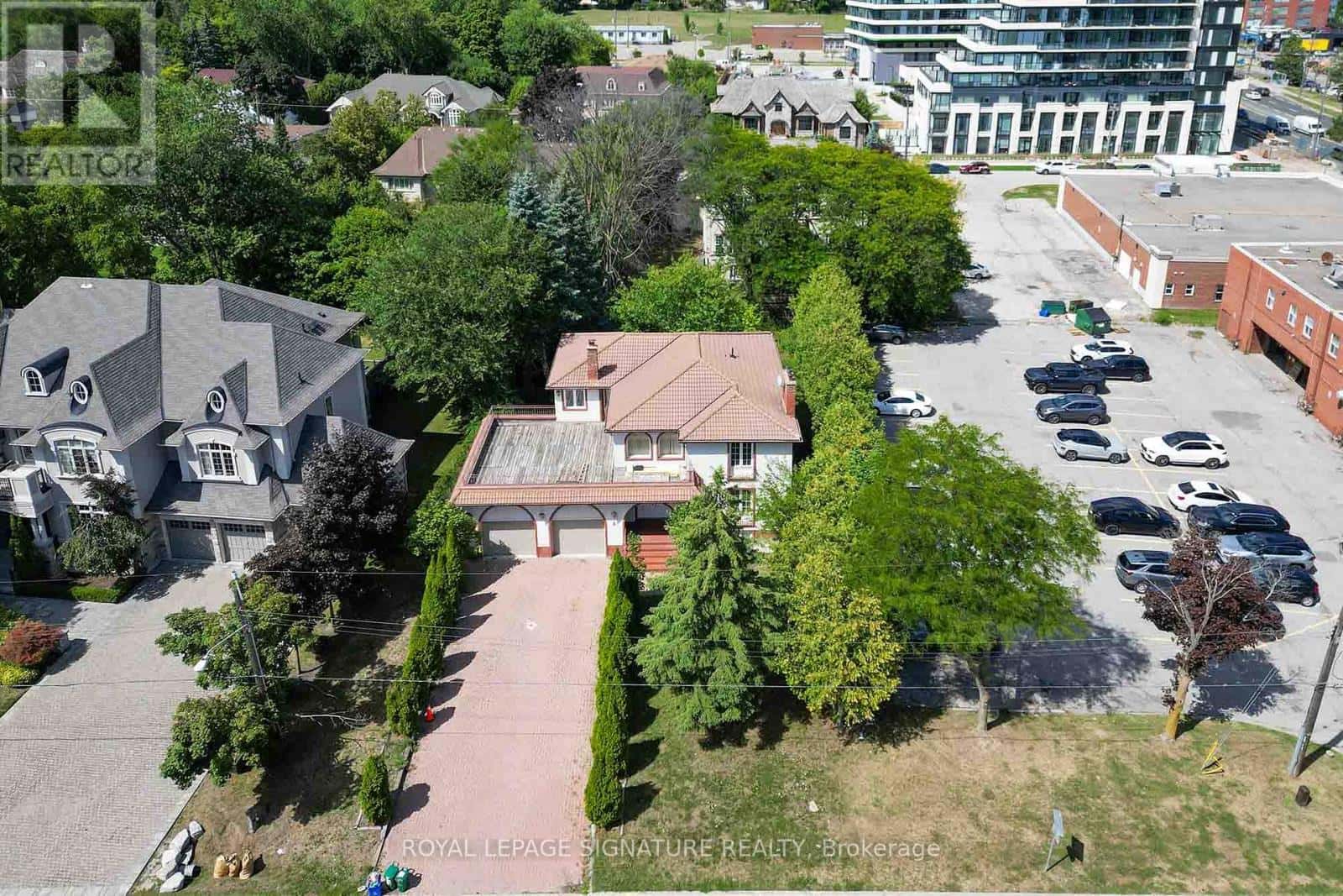 8108 YONGE STREET — Vaughan (Uplands), Ontario - Photo 4 of 20