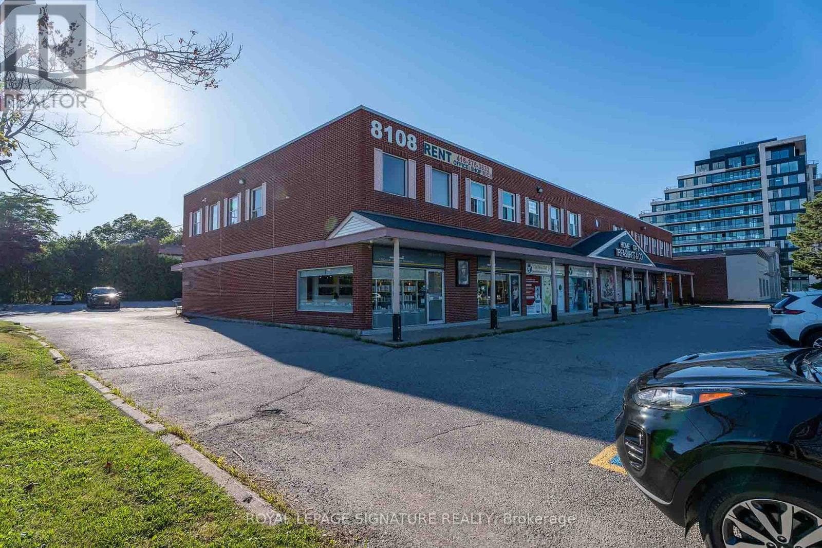 8108 YONGE STREET — Vaughan (Uplands), Ontario - Main photo