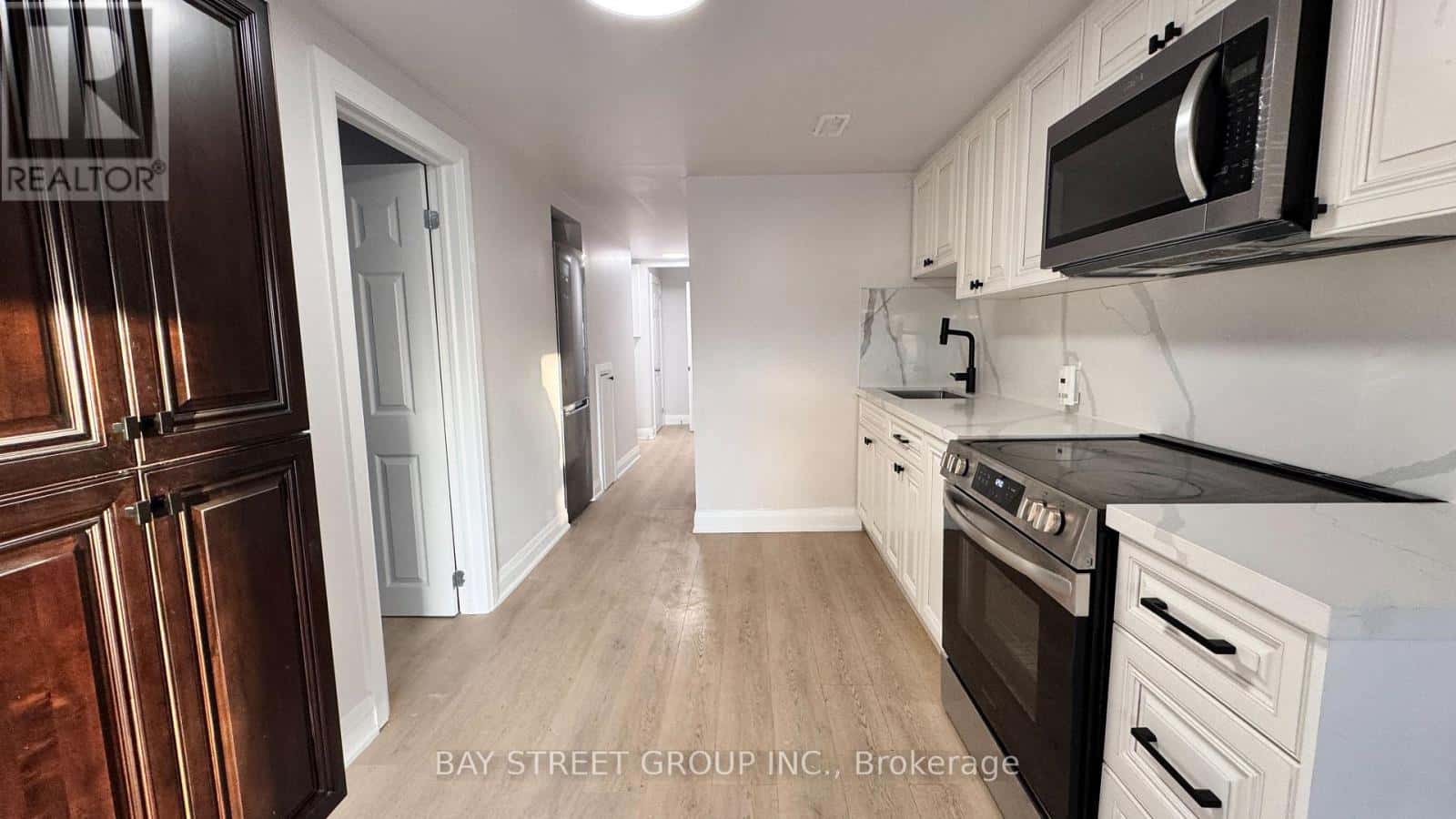 UNIT C - 5731 STANLEY AVENUE — Niagara Falls (Hospital), Ontario - Photo 3 of 17