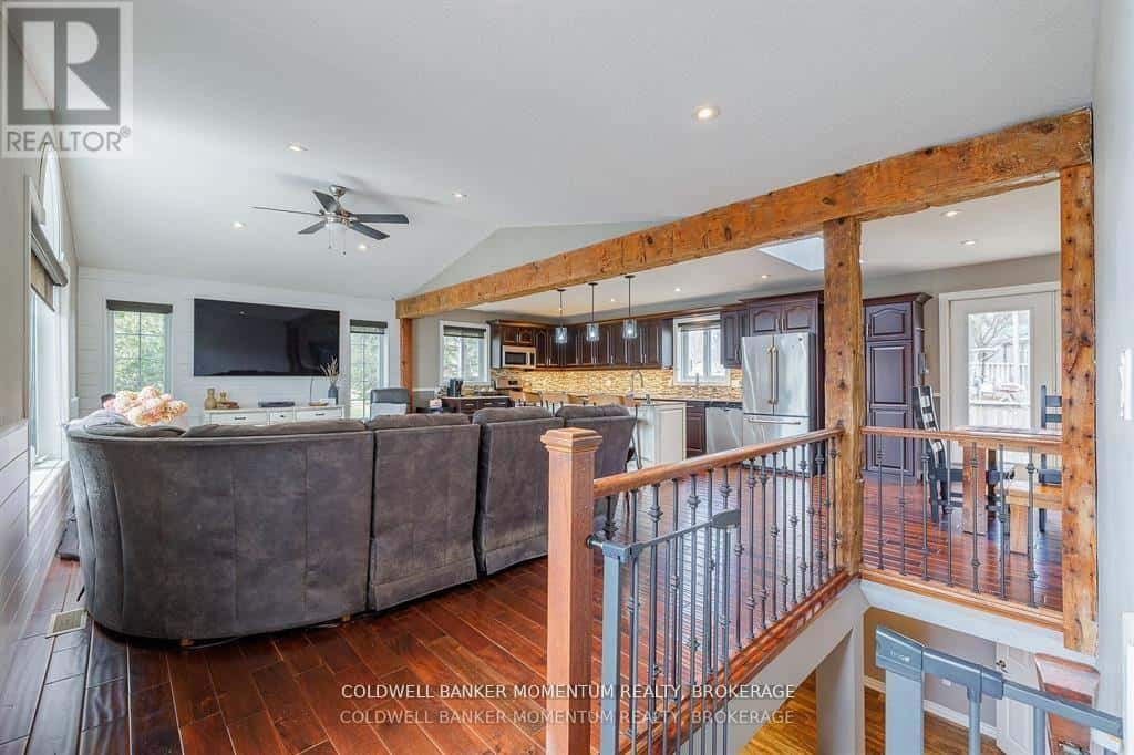 719 WELLAND ROAD — Pelham (Fenwick), Ontario - Photo 5 of 44