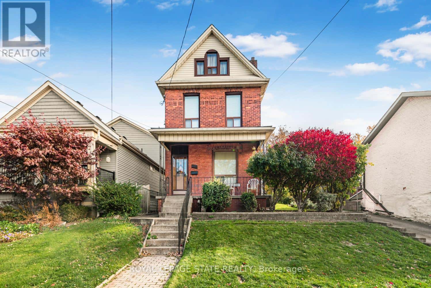 538 HUGHSON STREET N — Hamilton (North End), Ontario - Photo 2 of 47