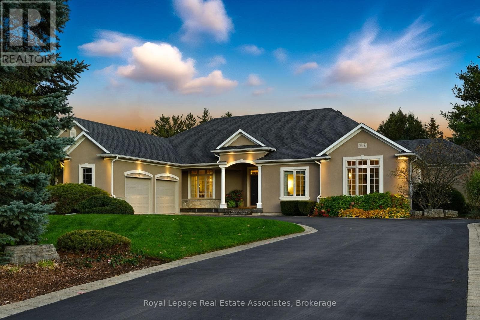 7 APPALOOSA TRAIL — Hamilton (Carlisle), Ontario - Main photo