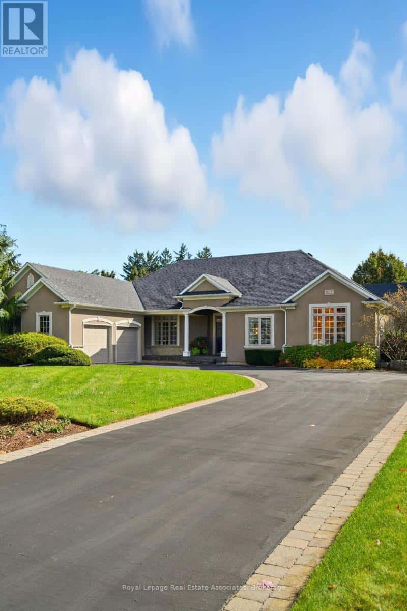 7 APPALOOSA TRAIL — Hamilton (Carlisle), Ontario - Photo 4 of 47