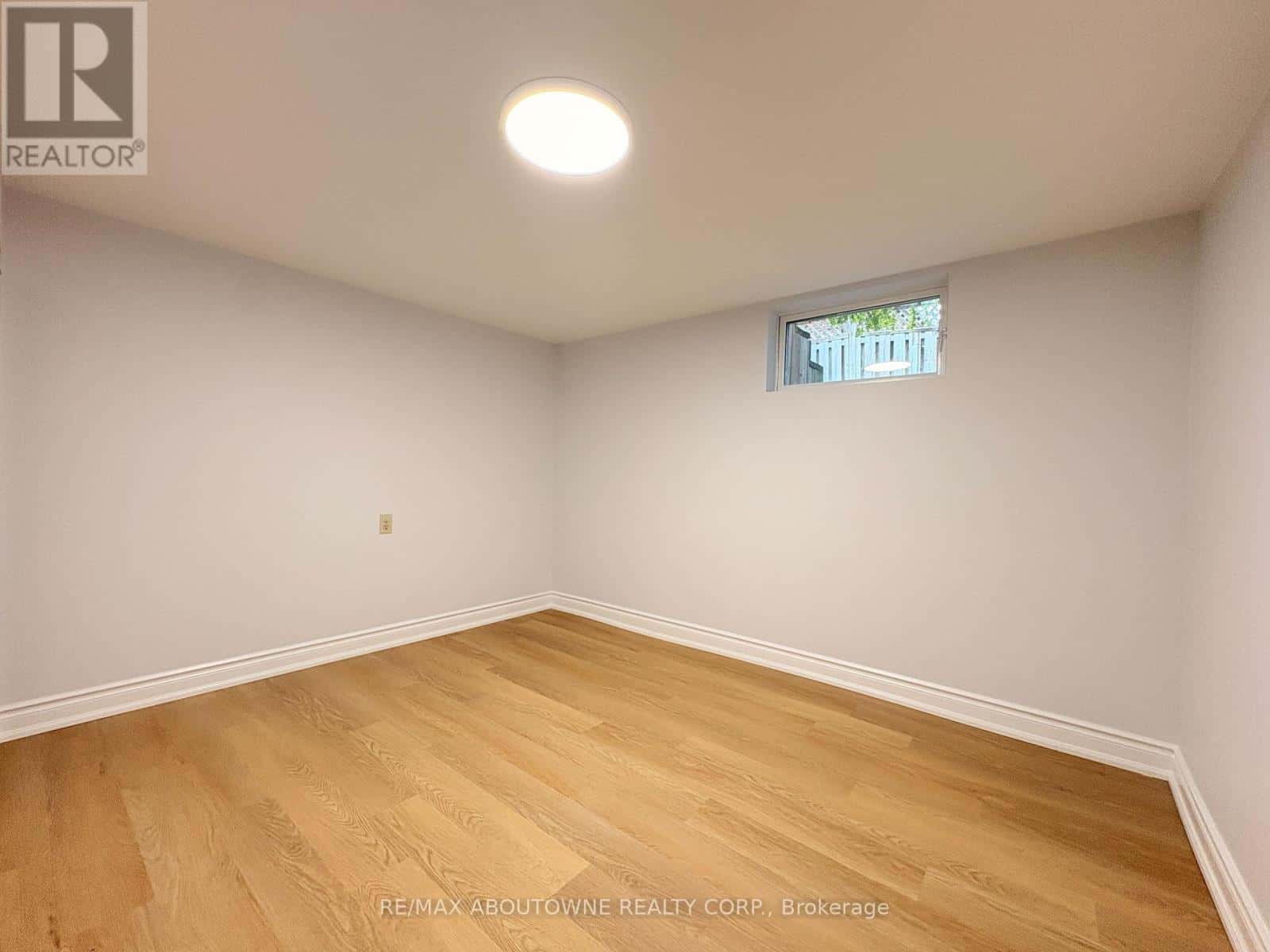 BASEMENT - 202 VICTORIA ROAD N — Guelph (St. George's), Ontario - Photo 2 of 15