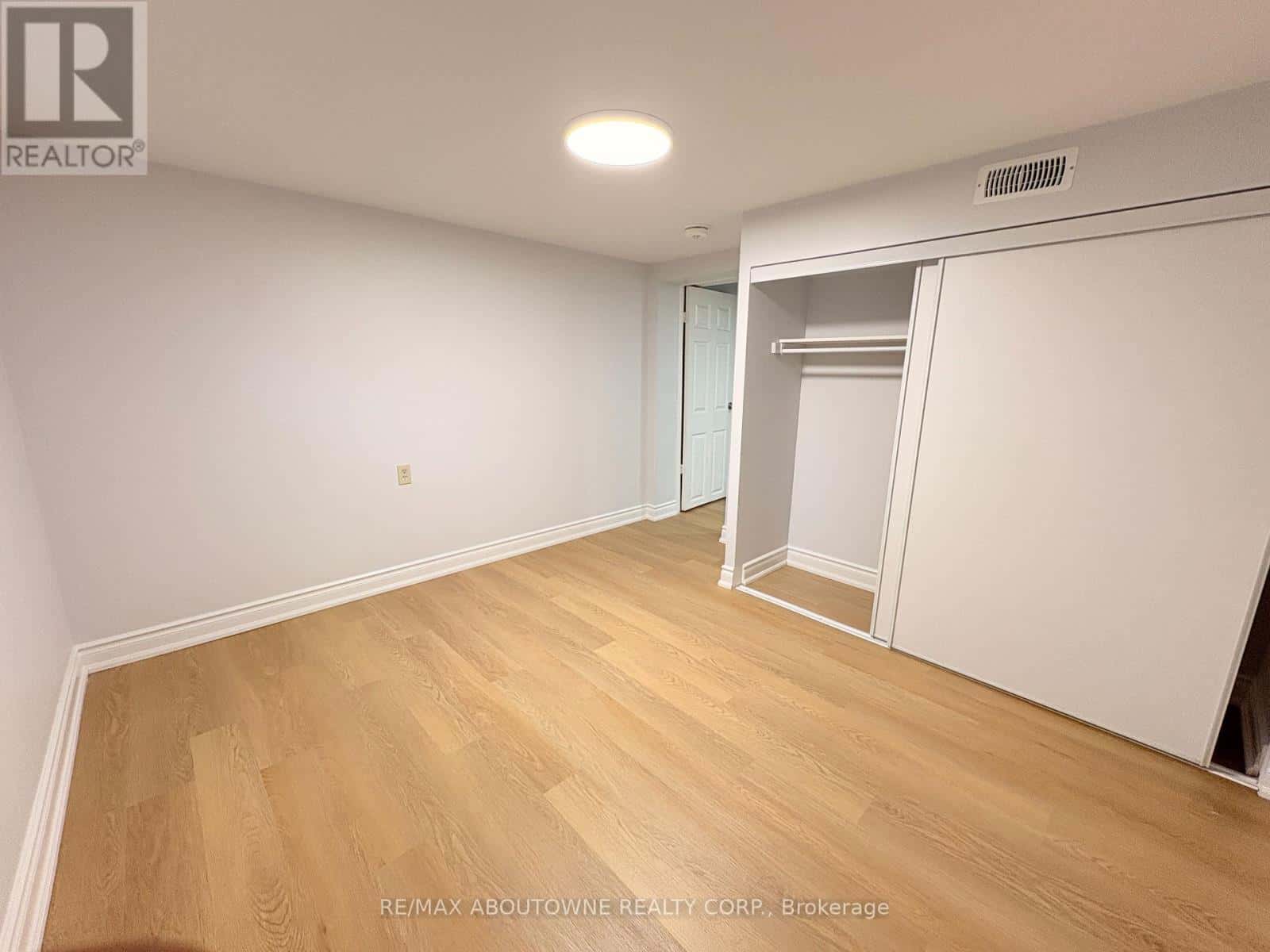 202 Victoria Road North Basement