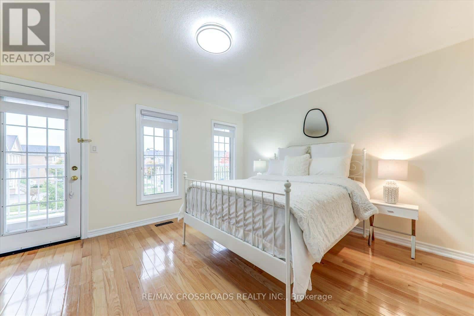 189 RIVERWALK DRIVE — Markham (Box Grove), Ontario - Photo 4 of 45