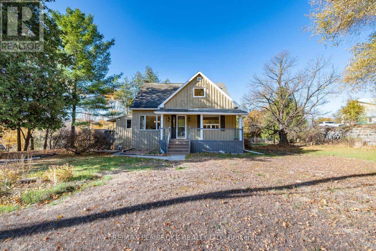 1793 MILL STREET — Bonnechere Valley, Ontario - Photo 3 of 49